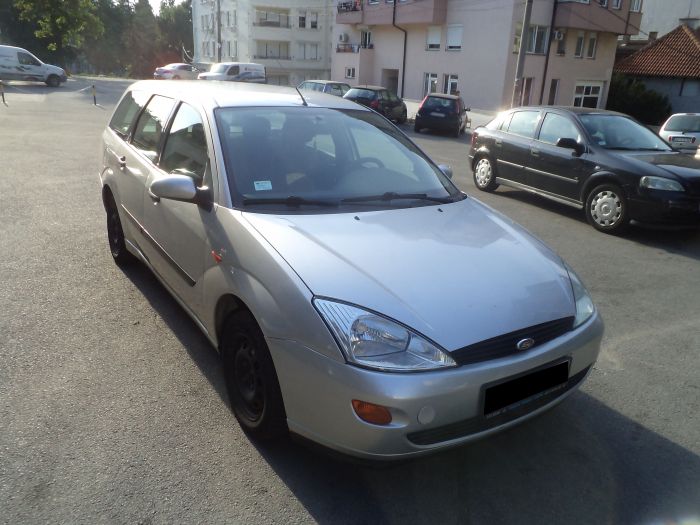 ford focus 1 6 16v besplatni mali oglasi