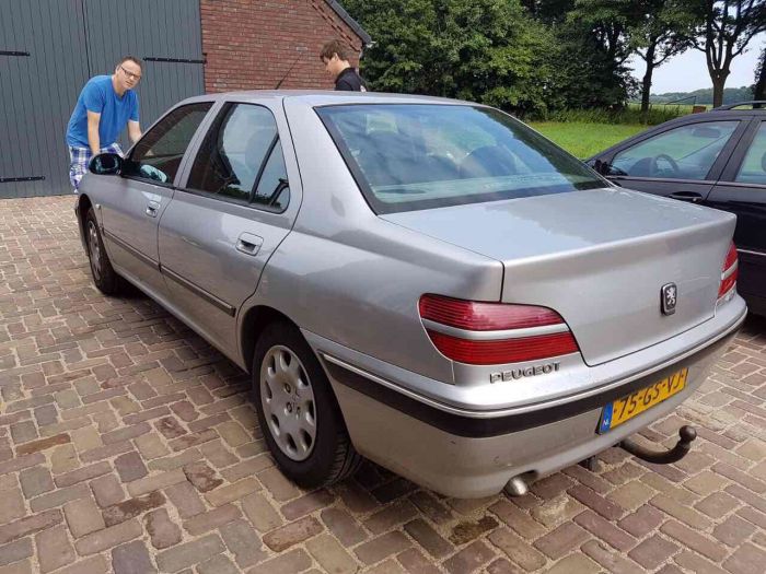 peugeot 406 2 0hdi 66kw xr besplatni mali oglasi