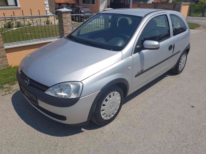 opel corsa c 1 7 di comfort besplatni mali oglasi
