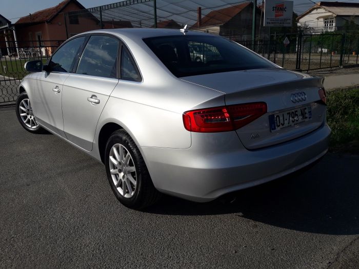 audi a4 2 0 tdi led navi besplatni mali oglasi