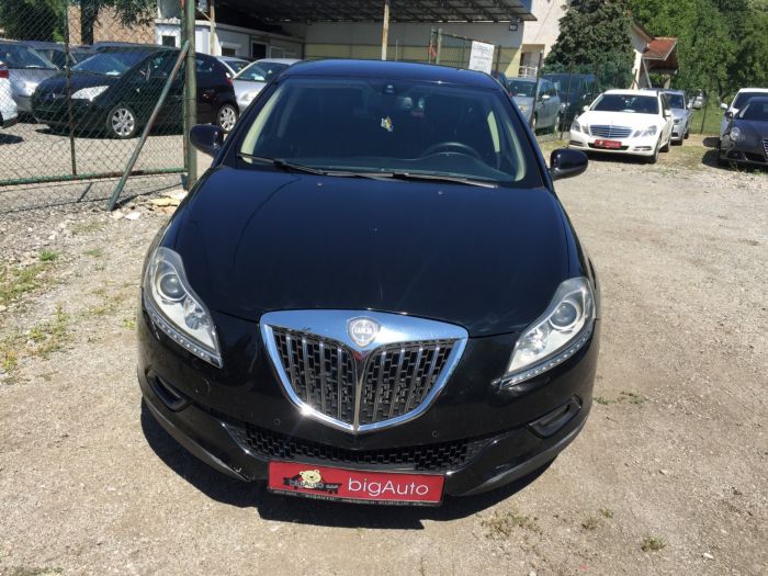 lancia delta 2 0 besplatni mali oglasi