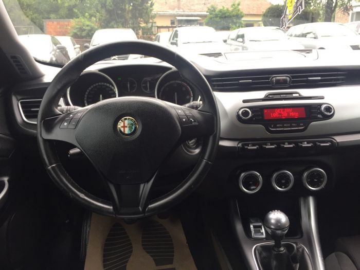 alfa romeo giulietta 1 6 mjet besplatni mali oglasi