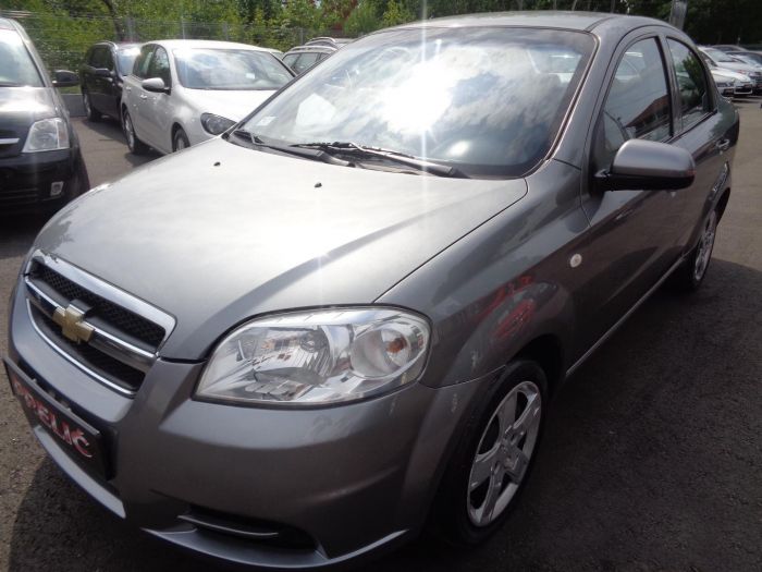 chevrolet aveo besplatni mali oglasi