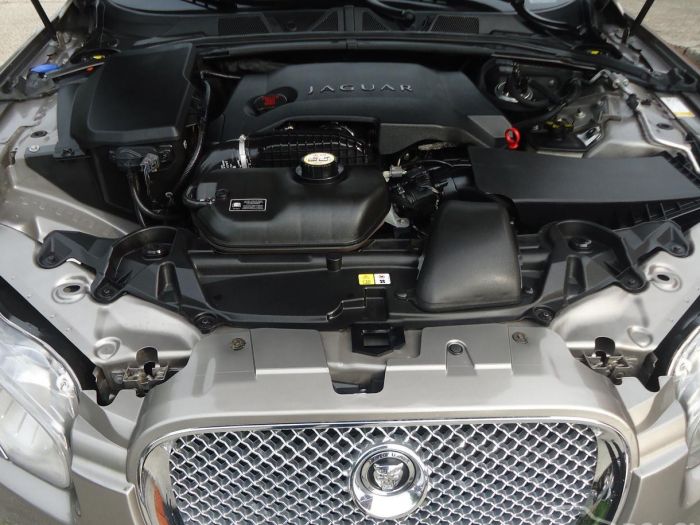 jaguar xf besplatni mali oglasi