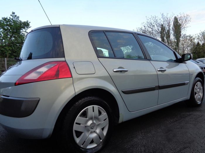 renault megane 1 9 dci besplatni mali oglasi