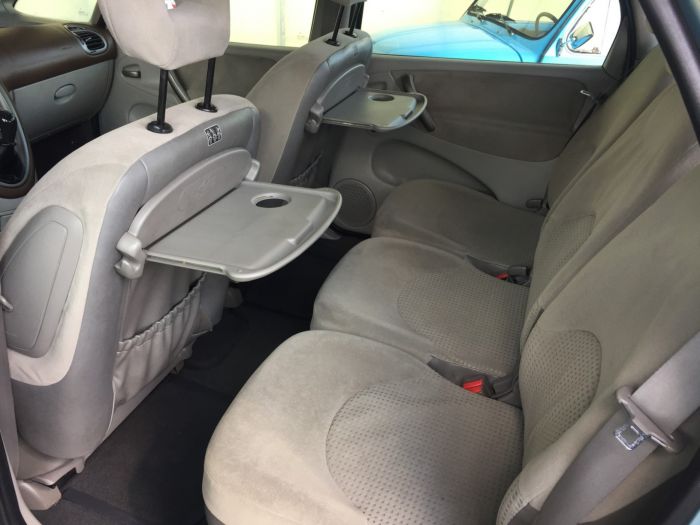 citroen xsara picasso 2 0 hdi besplatni mali oglasi