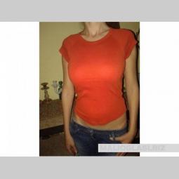 benetton prelepa majica besplatni mali oglasi