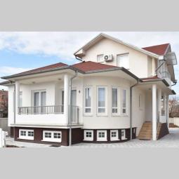 na prodaju kuća ( hostel ) u paraćinu, 250m2  besplatni mali oglasi