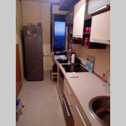zemun, banijska, 2 5, 57m2, uknjižen, renoviran, lift, lođa besplatni mali oglasi