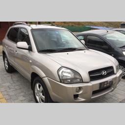 hyundai tucson 2 0 besplatni mali oglasi