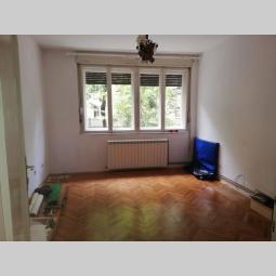 zemun, 22 oktobra, stan 63m2 besplatni mali oglasi