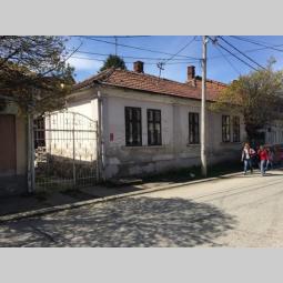 kuća u centru grada besplatni mali oglasi