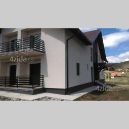 prodajem povoljno apartman na zlatiboru besplatni mali oglasi