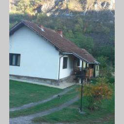 kuća na prodaju gornji milanovac semedraz besplatni mali oglasi