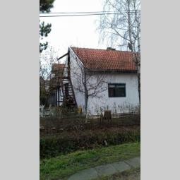 prodajem stan od 110m2 u beočinu besplatni mali oglasi