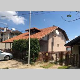 dve kuće na placu ledine besplatni mali oglasi