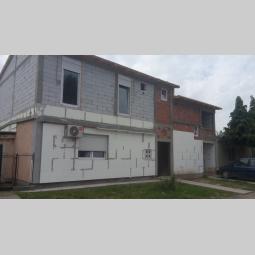 tri zasebna stana u manjoj stambenoj zgradi pančevo besplatni mali oglasi