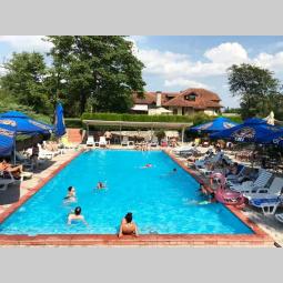 atos (srebrno jezero) vila, restoran i bazen besplatni mali oglasi