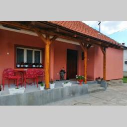 dve kuće u bariču, 100m2 i 40m2 besplatni mali oglasi