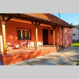 dve kuće u bariču 100m2 i 40m2 besplatni mali oglasi
