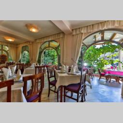 posao potrebna domaćica restorana vila velzon budva besplatni mali oglasi