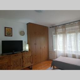 izdajem renoviran 1 0 površine 35m2 paviljoni, novi beograd besplatni mali oglasi