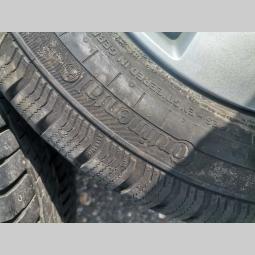 komplet 4 teretne gume sa felnama (continental i minerva transporter besplatni mali oglasi