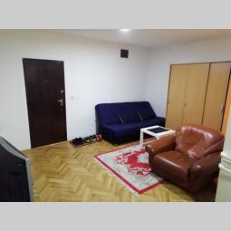 izdajem garsonjeru na banovom brdu, orfelinova, površine 30m2 besplatni mali oglasi