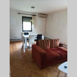 izdajem prazan stan 100m2, beograd besplatni mali oglasi