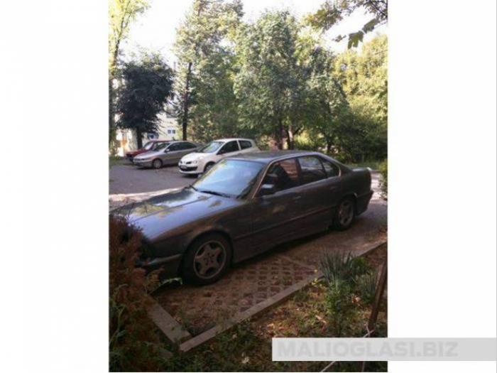 bmw 525 525i besplatni mali oglasi
