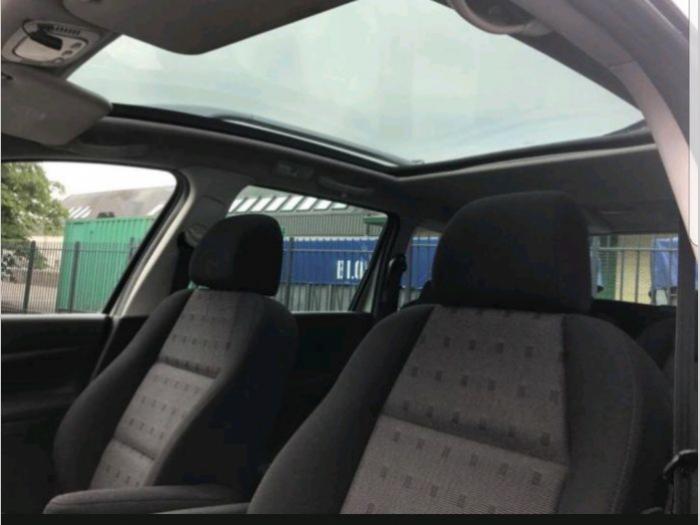 peugeot 307 sw hdi 66kw nawi besplatni mali oglasi