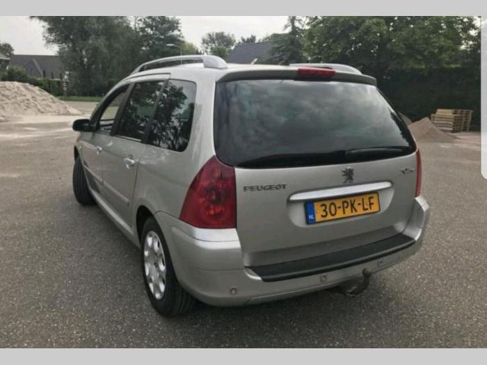 peugeot 307 sw hdi 66kw nawi besplatni mali oglasi