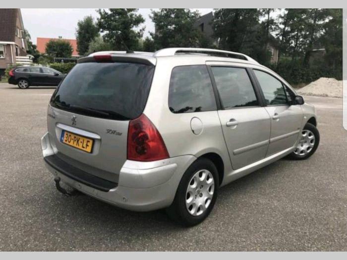 peugeot 307 sw hdi 66kw nawi besplatni mali oglasi