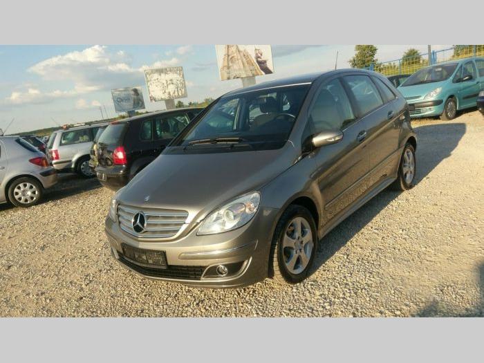mercedes benz b 180 besplatni mali oglasi