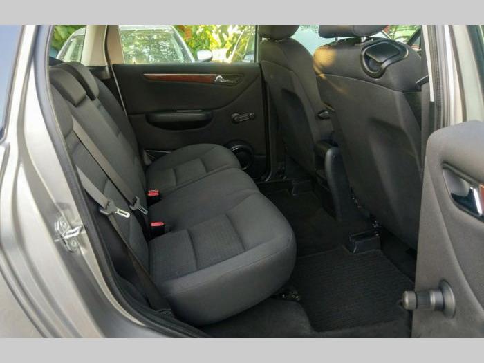 mercedes benz b 180 besplatni mali oglasi