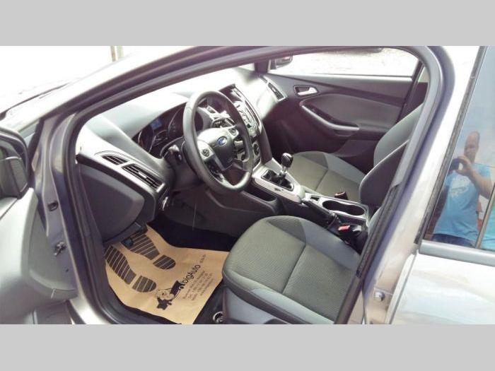 ford focus besplatni mali oglasi