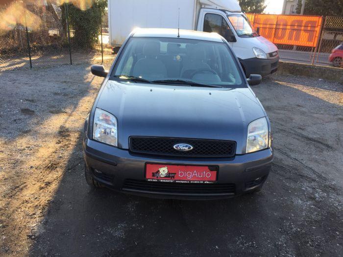 ford fusion 1 6 besplatni mali oglasi