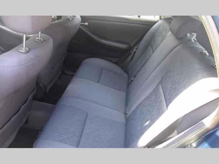 toyota corolla 1 4 besplatni mali oglasi