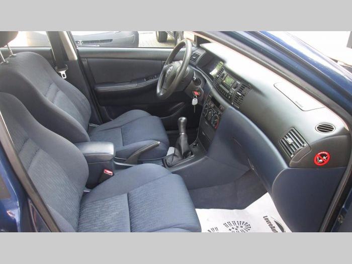 toyota corolla 1 4 besplatni mali oglasi