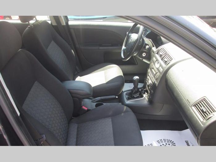 ford mondeo 1 8 besplatni mali oglasi