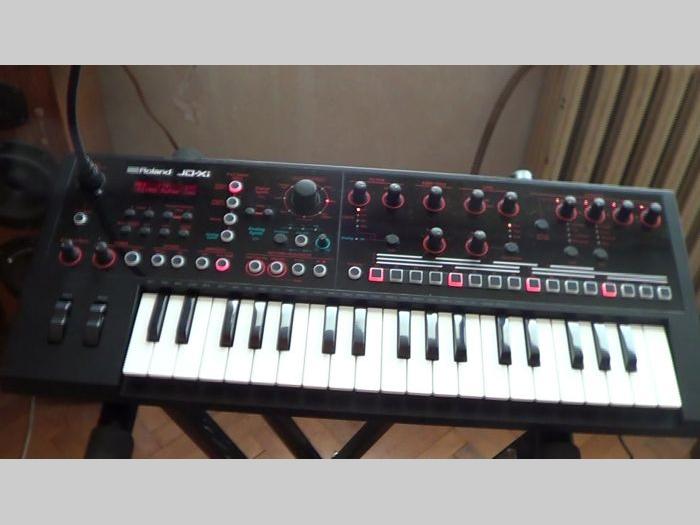roland jd xi sintisajzer (uštedite 70 eur) besplatni mali oglasi