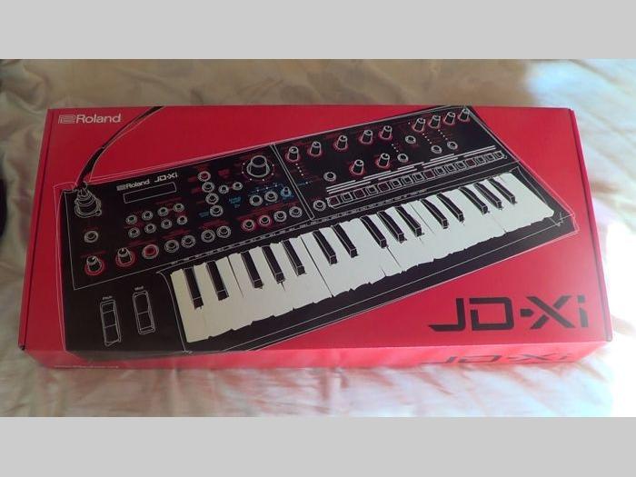 roland jd xi sintisajzer (uštedite 70 eur) besplatni mali oglasi