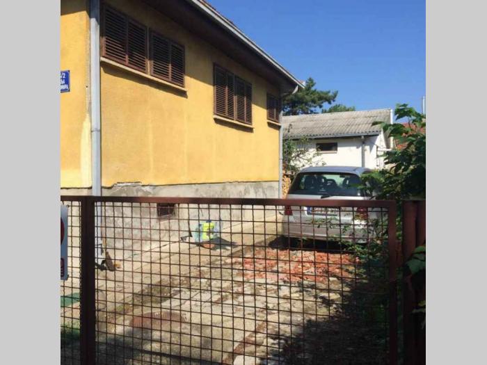prodajem stan, voždovac besplatni mali oglasi