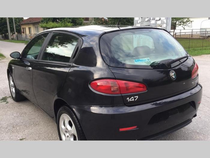 alfa romeo 147 1 6 besplatni mali oglasi