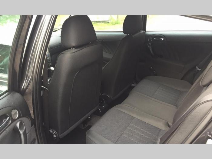 alfa romeo 147 1 6 besplatni mali oglasi