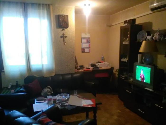 zvezdara, olimp, vjekoslava kovača, 4 8,70m2, 3 5, cg, lift,uknjizen besplatni mali oglasi