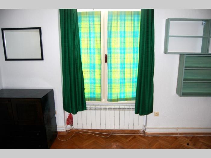 botanička bašta, bul despota stefana, 70m2, 3 0 ,salonac, vpr besplatni mali oglasi