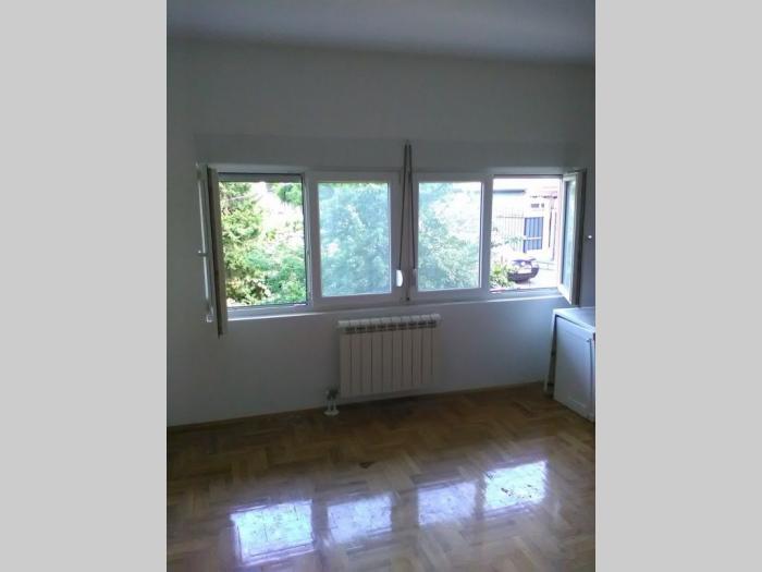 zvezdara, kluz, 1 5, 40m2, vpr 3, eg, uknjižen besplatni mali oglasi