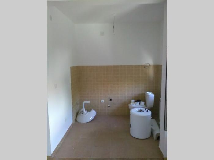 zvezdara, kluz, 1 5, 40m2, vpr 3, eg, uknjižen besplatni mali oglasi
