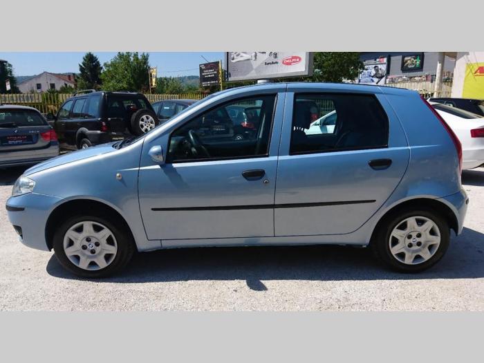 fiat punto 1 2 besplatni mali oglasi